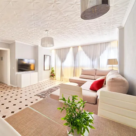 Fantastico Junto A La Estacion Appartement *